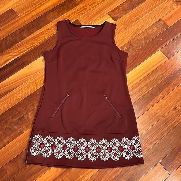 𝅺⭐️ Athleta Burgundy Hot When You’re Not Scuba Dress Medium - Picture 1 of 10